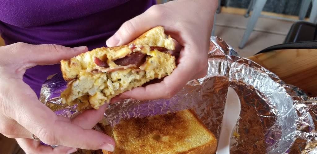 Tays BBQ | restaurant | 16461 S Houghton Rd suite b, Corona De Tucson, AZ 85641, USA | 5204001836 OR +1 520-400-1836