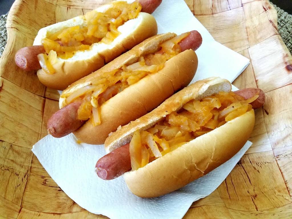 Charlies Legendary Hot Dogs & Onions LLC | restaurant | 16 Lowell Ave, Islip Terrace, NY 11752, USA | 6316173480 OR +1 631-617-3480