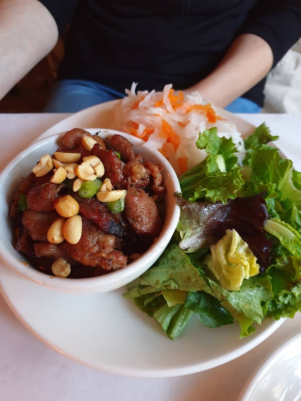 Omai | restaurant | 158 9th Ave, New York, NY 10011, USA | 2126330550 OR +1 212-633-0550