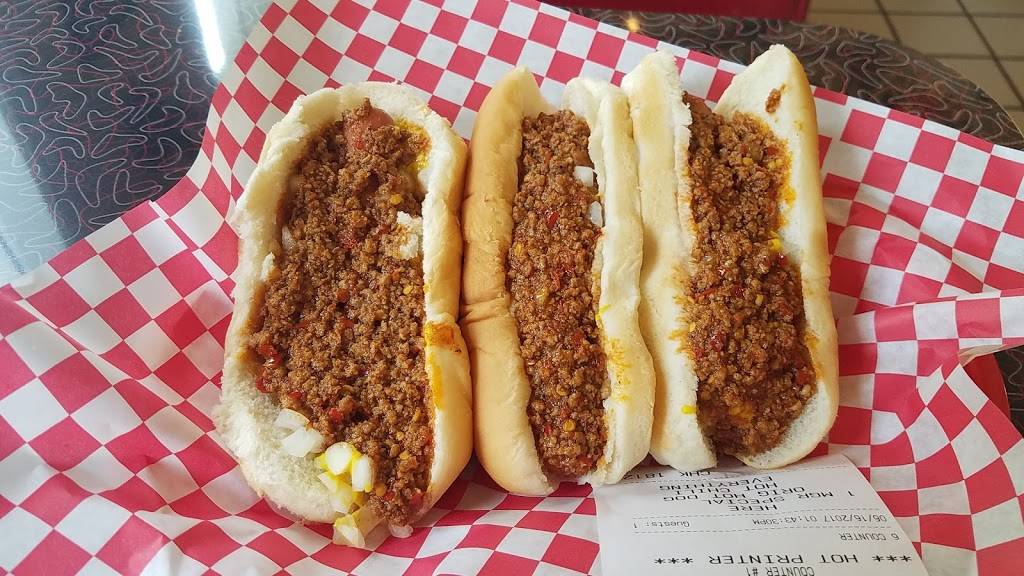 T & L Hot Dogs | restaurant | 402 E Main St, Bridgeport, WV 26330, USA | 3048424161 OR +1 304-842-4161