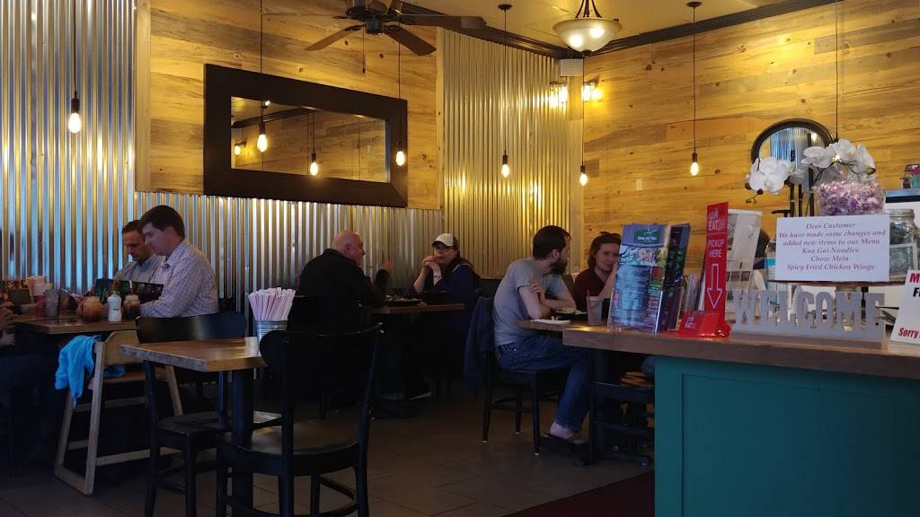 Khao Soi Thai | restaurant | 12215 Ventura Blvd #112, Studio City, CA 91604, USA | 8188532222 OR +1 818-853-2222