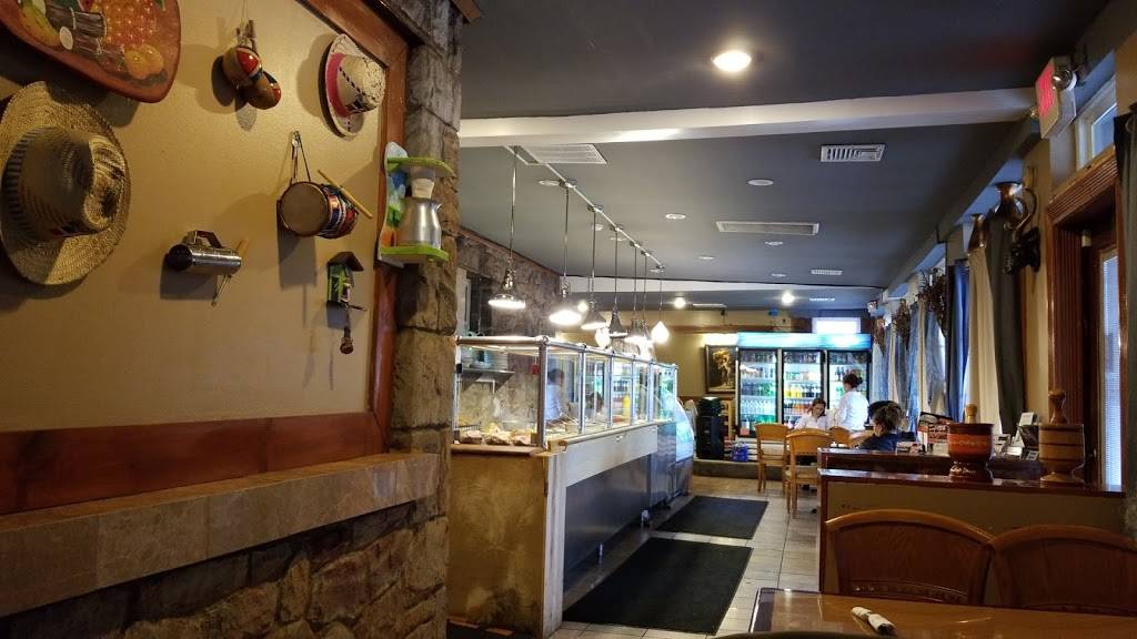 Mar & Tierra Restaurant | restaurant | 760 Hanover Ave, Allentown, PA 18109, USA | 4842218022 OR +1 484-221-8022