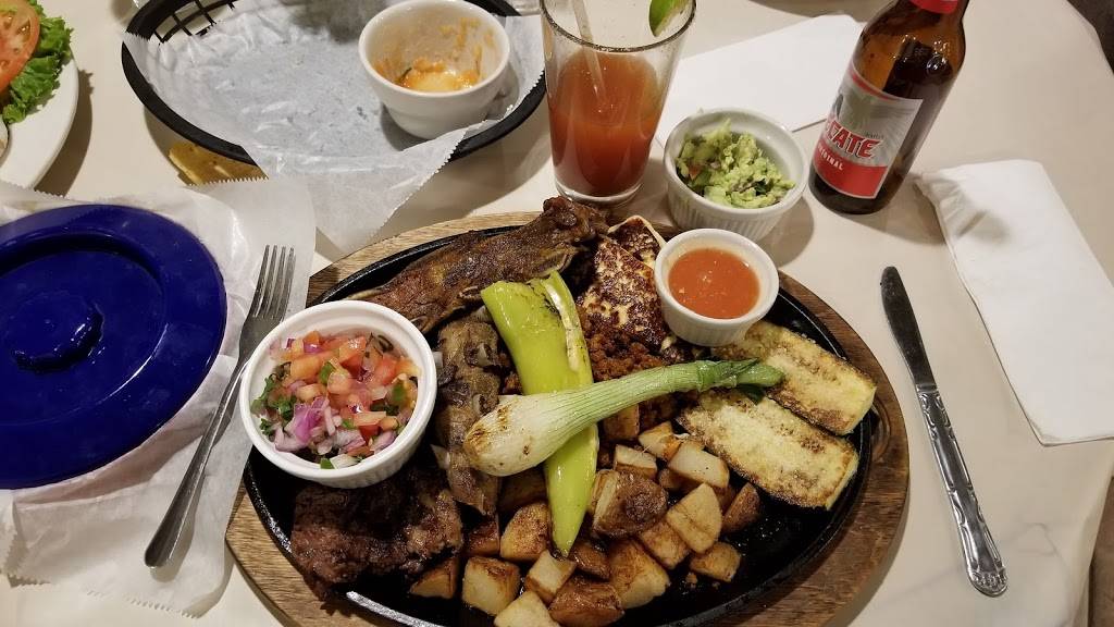 Mezcalero | restaurant | 6869 W Forest Home Ave, Greenfield, WI 53220, USA | 4148978296 OR +1 414-897-8296