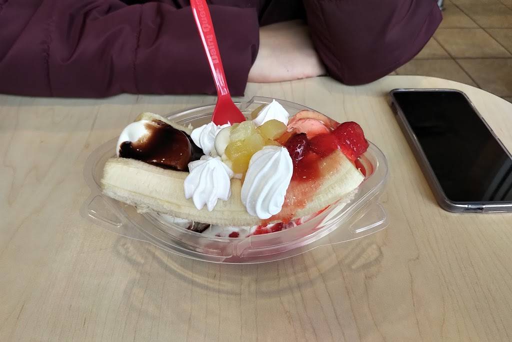 Dairy Queen Grill & Chill | restaurant | 499 Terry Fox Dr Unit 110, Kanata, ON K2T 1H7, Canada | 6132545736 OR +1 613-254-5736