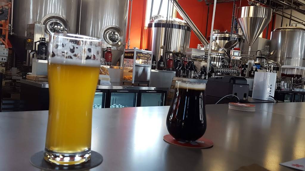 Newfangled Brew Works | restaurant | 8001 Union Station Boulevard, Harrisburg, PA 17111, USA | 7179826662 OR +1 717-982-6662