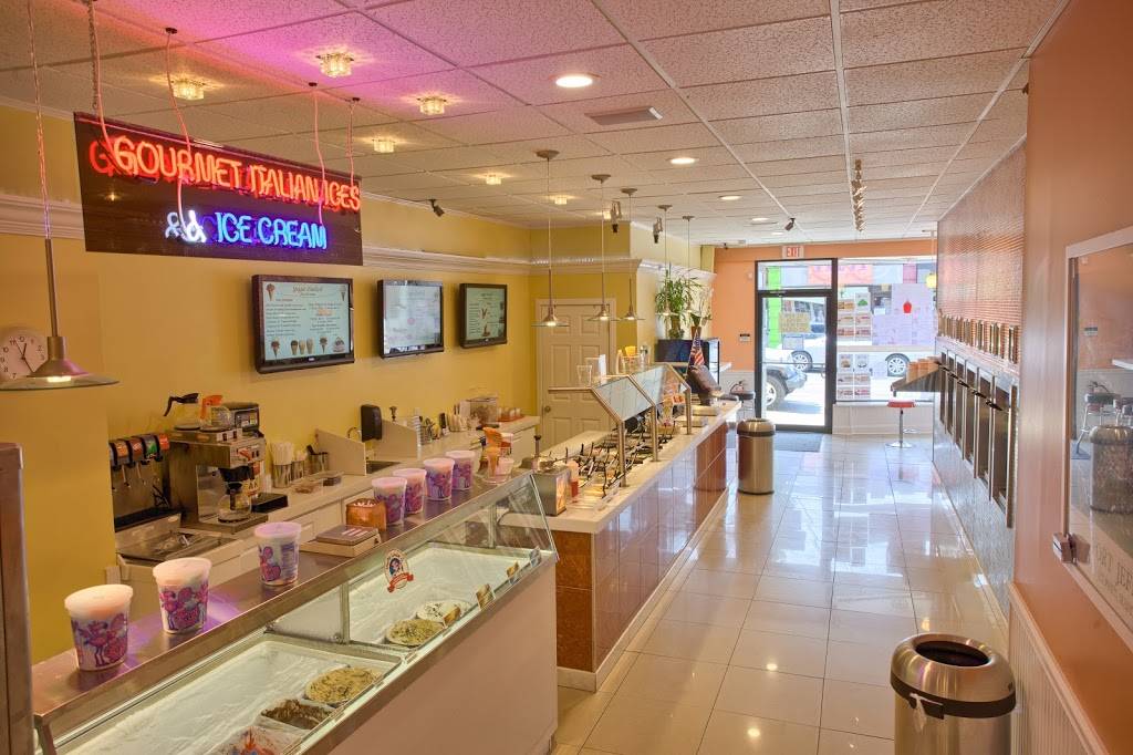 Yogo Delish | restaurant | 211 Main St, Port Jefferson, NY 11777, USA | 6314034777 OR +1 631-403-4777