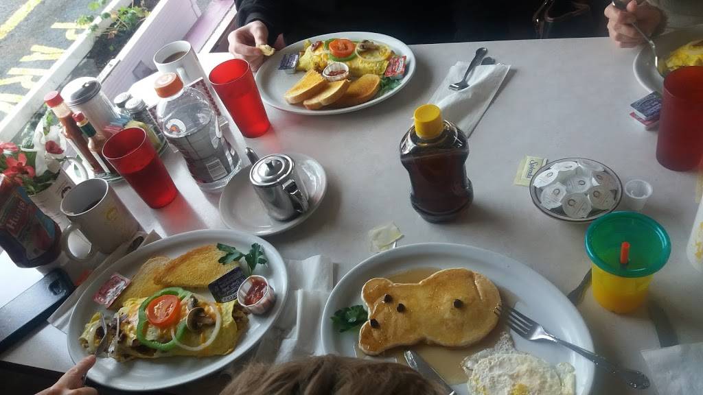 Sunrise Cafe | restaurant | 35817 OR-58, Pleasant Hill, OR 97455, USA | 5417461114 OR +1 541-746-1114