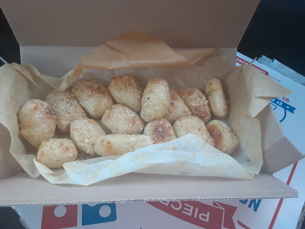 Dominos Pizza | meal delivery | 719 Ashmun St, Sault Ste. Marie, MI 49783, USA | 9066324000 OR +1 906-632-4000