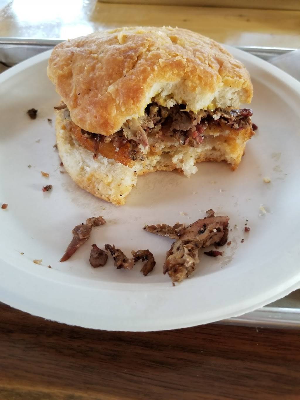 Scratch Biscuit Company | restaurant | 1820 Memorial Ave SW, Roanoke, VA 24015, USA | 5408550882 OR +1 540-855-0882