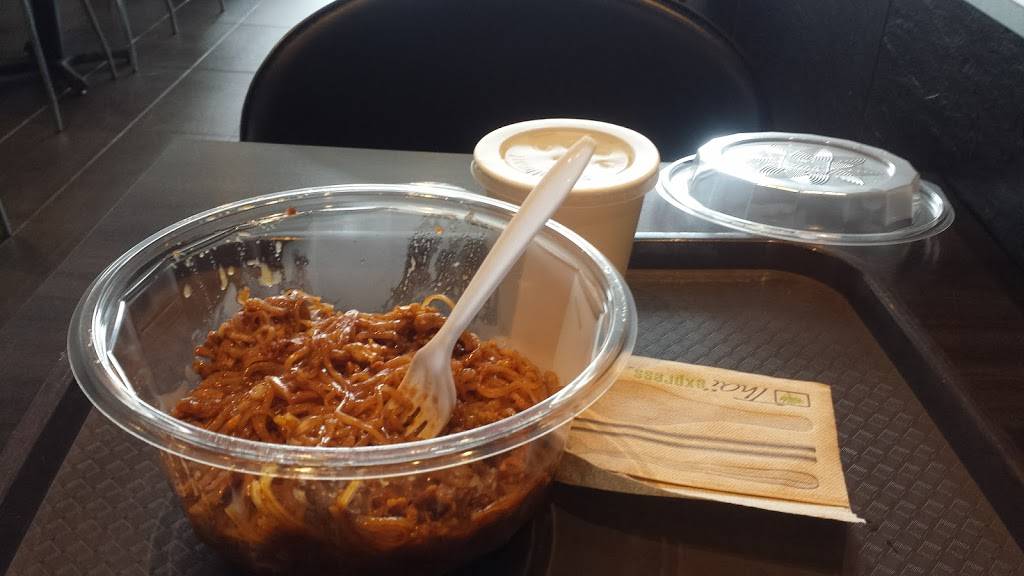 Thai Express | restaurant | Carrefour du Versant Est, 710 Montée Paiement, Gatineau, QC J8R 4A3, Canada | 8198936888 OR +1 819-893-6888