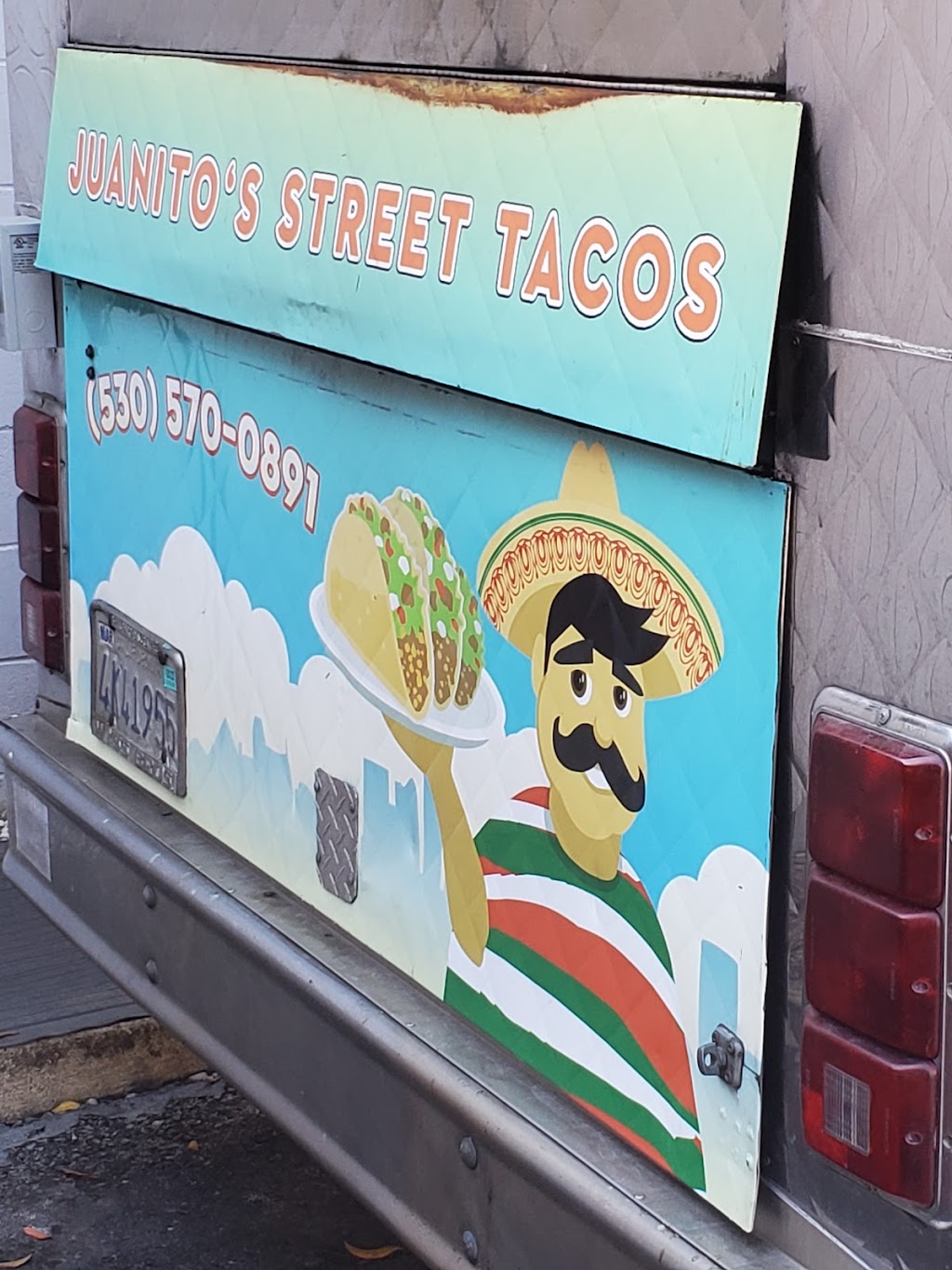 Juanitos street tacos | restaurant | 1940 Mulberry St, Chico, CA 95928, USA | 5305700891 OR +1 530-570-0891
