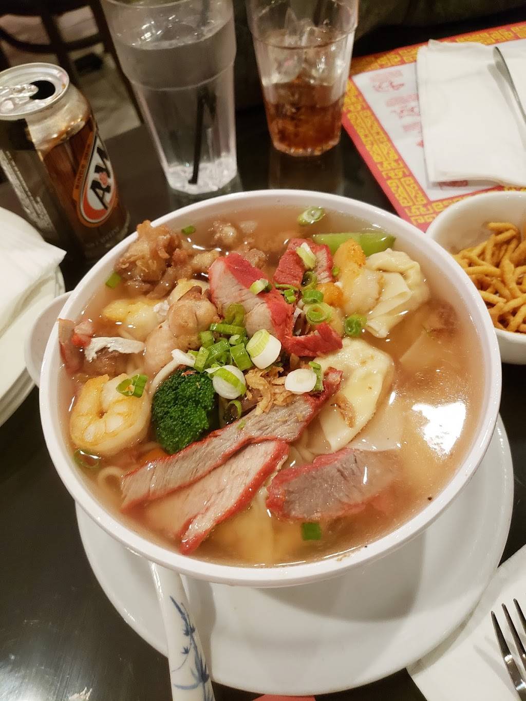 Hoys Wok Chinese Restaurant | restaurant | 7105 Sunset Blvd, Los Angeles, CA 90046, USA | 3238506637 OR +1 323-850-6637