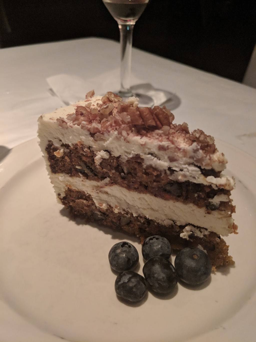 Osteria Il Centro | restaurant | 5101 Main St, Kansas City, MO 64112, USA | 8165612369 OR +1 816-561-2369