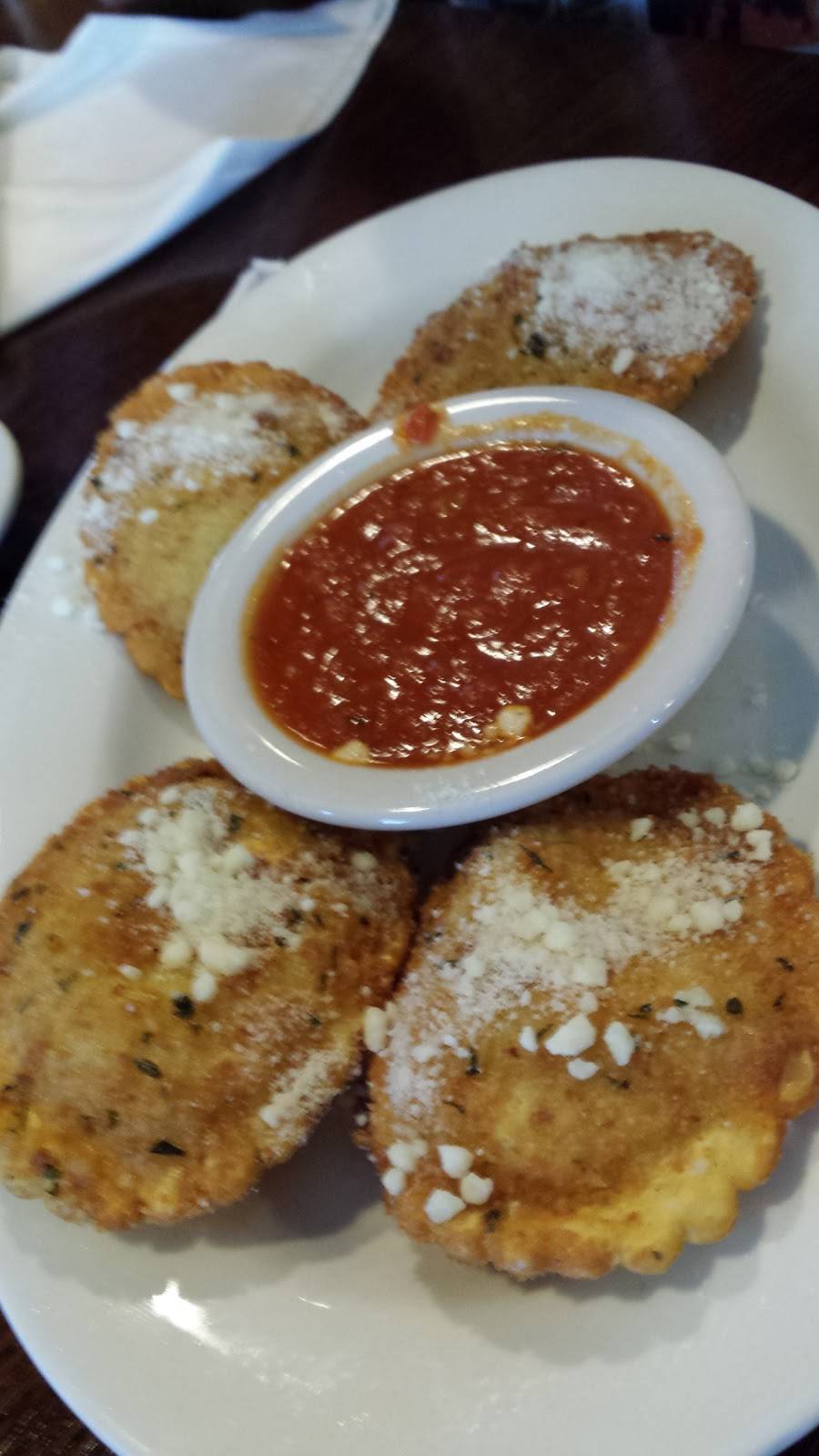 Franks Italian Restaurant | restaurant | 525 N Plaza Dr, Van Buren, AR 72956, USA | 4794747778 OR +1 479-474-7778