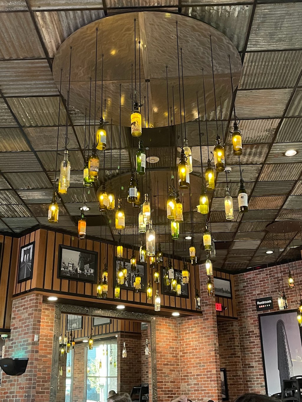 Grimaldis Pizzeria | restaurant | 8889 Gateway Blvd W Ste 1200, El Paso, TX 79925, USA | 9155944929 OR +1 915-594-4929