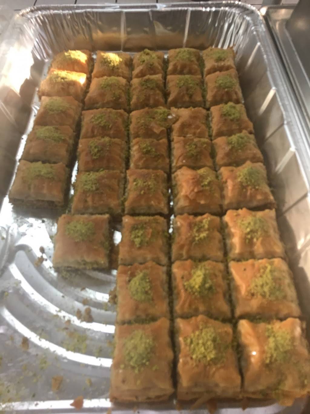 Dunia Restaurant and Bar | restaurant | 9 Milvan Dr, North York, ON M9L 1Y9, Canada | 4167485883 OR +1 416-748-5883