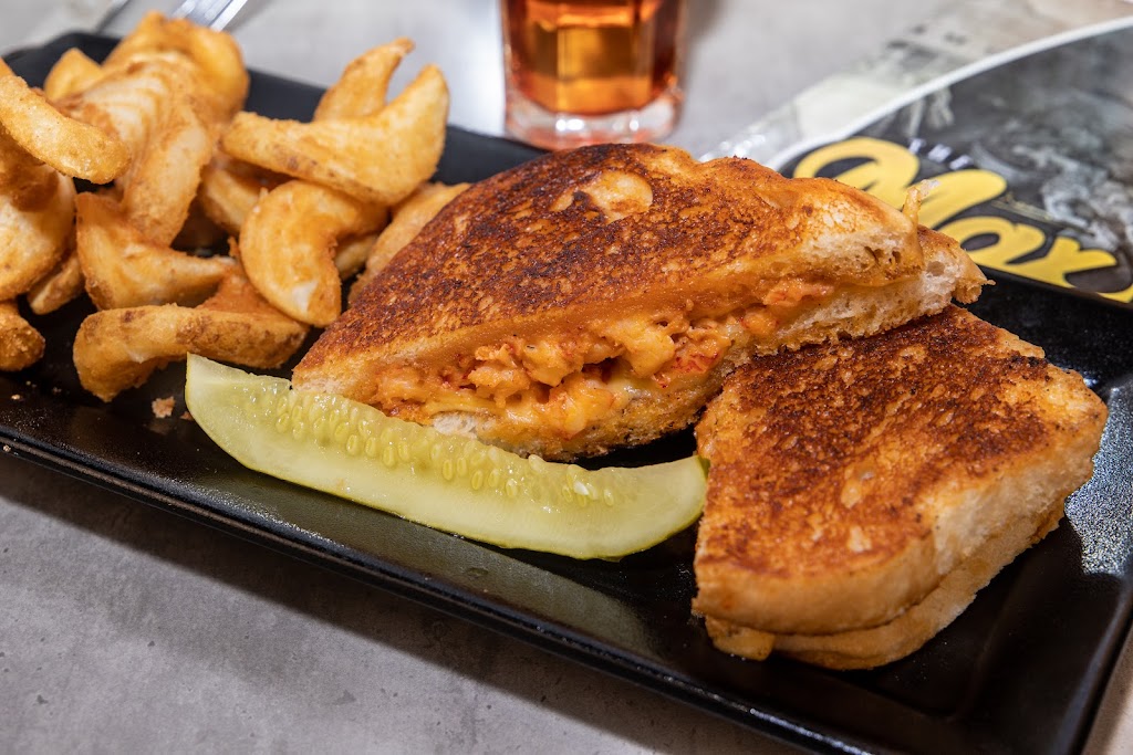 The Max | restaurant | 1400 National Dr, Westlake, LA 70669, USA | 3374857629 OR +1 337-485-7629