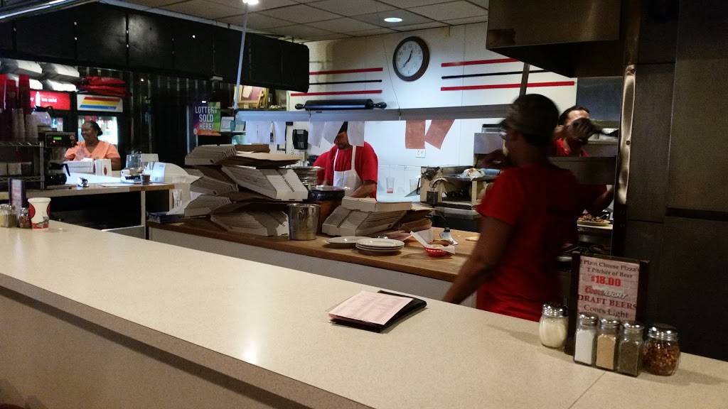 Arthurs Famous Pizza | restaurant | 430 Park Ave, Bridgeport, CT 06604, USA | 2033338173 OR +1 203-333-8173