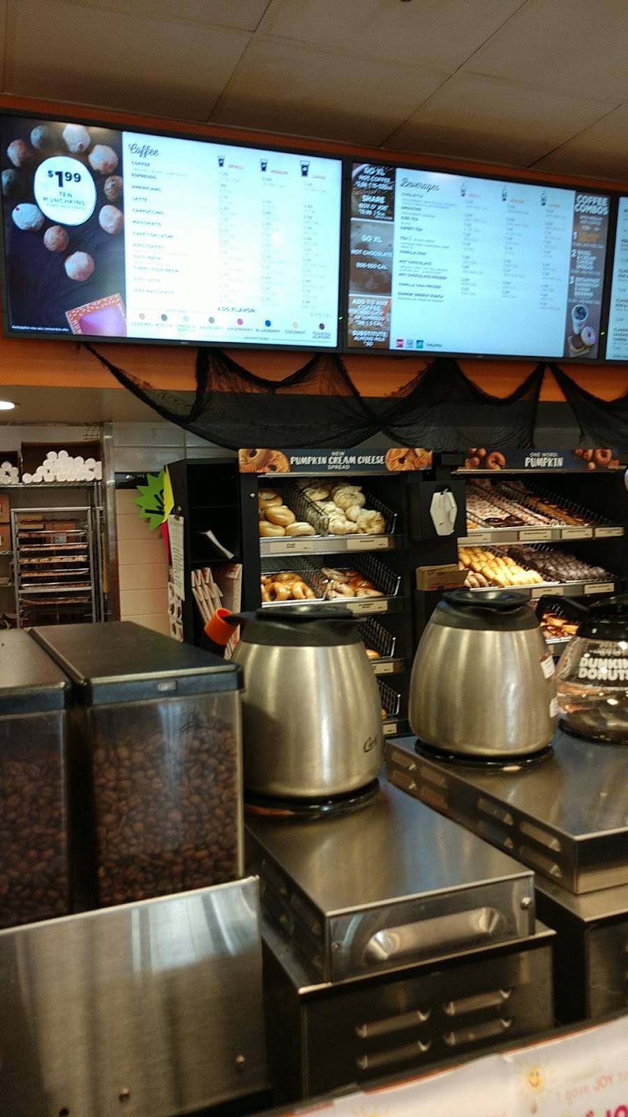 Dunkin | bakery | 4210 W Plaza Dr, Orlando, FL 32816, USA | 4078823688 OR +1 407-882-3688