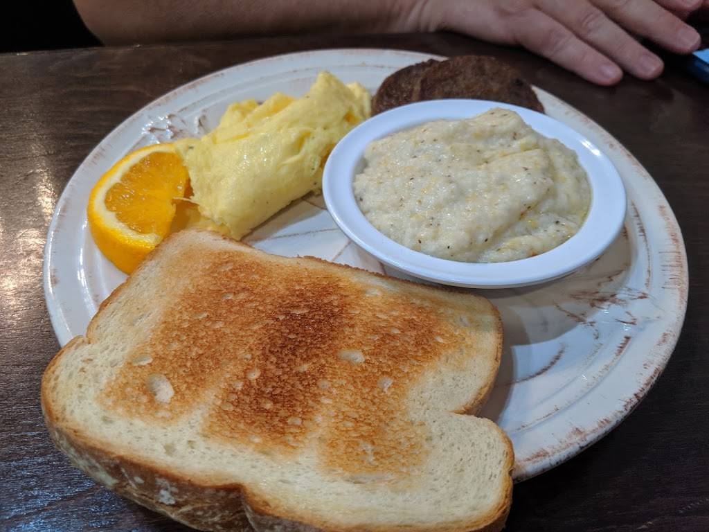 Bazars Bakery & Breakfast | restaurant | 210 E Commerce St, Hernando, MS 38632, USA | 6622881600 OR +1 662-288-1600