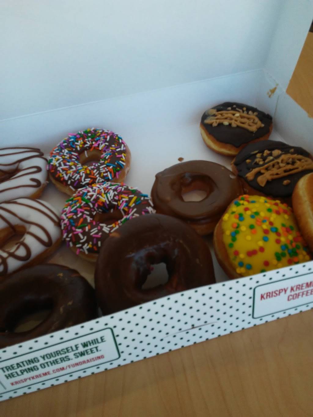 Krispy Kreme | cafe | 6700 Westworth Blvd, Westworth Village, TX 76114, USA | 8173727508 OR +1 817-372-7508