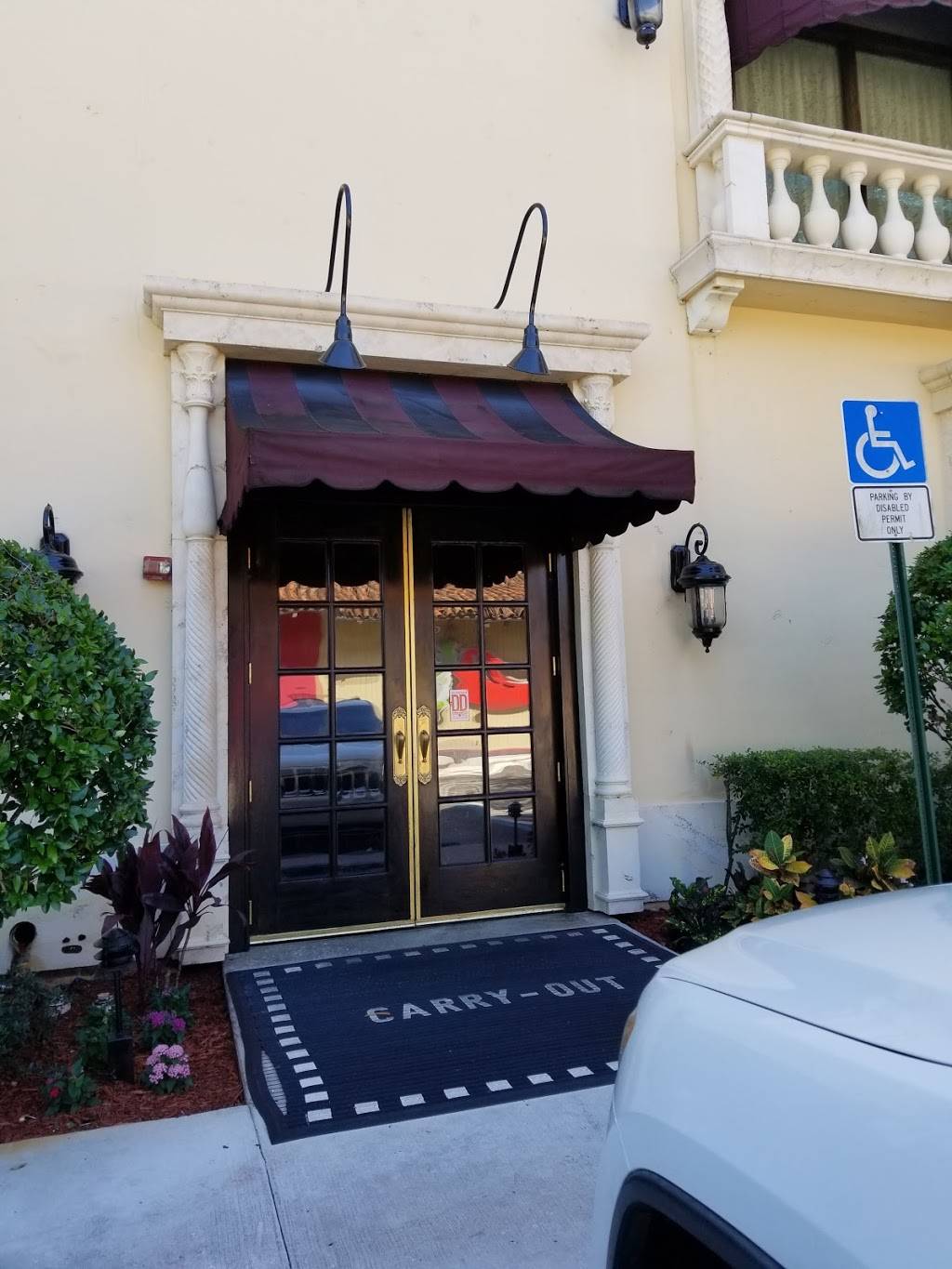 Maggianos Little Italy | restaurant | 21090 St Andrews Blvd, Boca Raton, FL 33433, USA | 5613618244 OR +1 561-361-8244