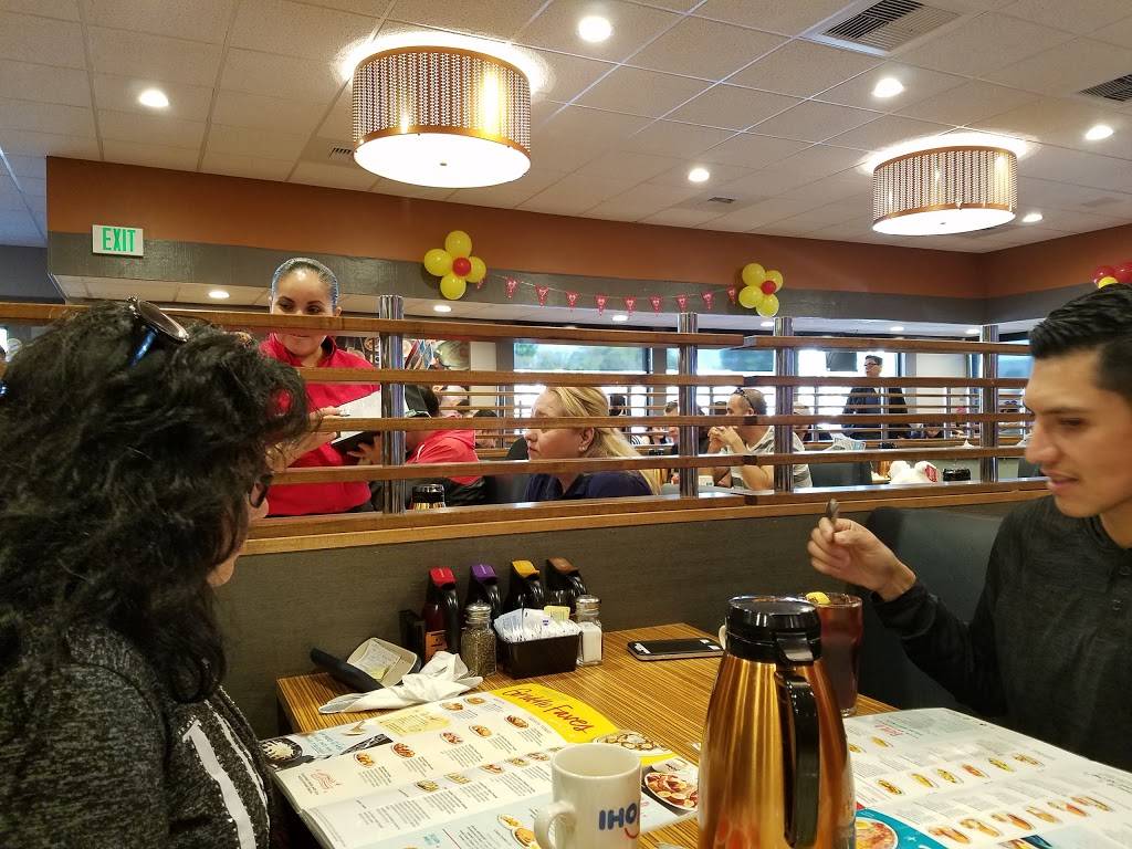 IHOP | restaurant | 4014 Tweedy Blvd, South Gate, CA 90280, USA | 3235648697 OR +1 323-564-8697