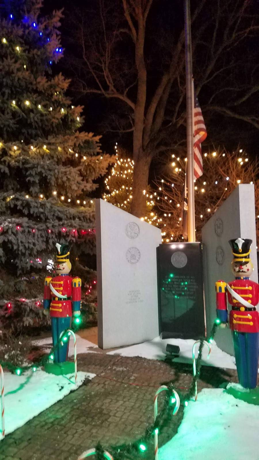 East of Chicago | restaurant | 11 W Main St, Lexington, OH 44904, USA | 4198849896 OR +1 419-884-9896