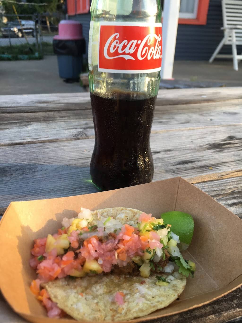 Discada | restaurant | 1319 Rosewood Ave, Austin, TX 78702, USA | 5129457577 OR +1 512-945-7577