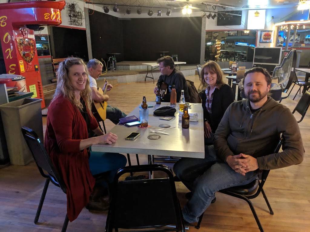 Rons Roadhouse | restaurant | 10817 E Truman Rd, Independence, MO 64052, USA | 8164610900 OR +1 816-461-0900