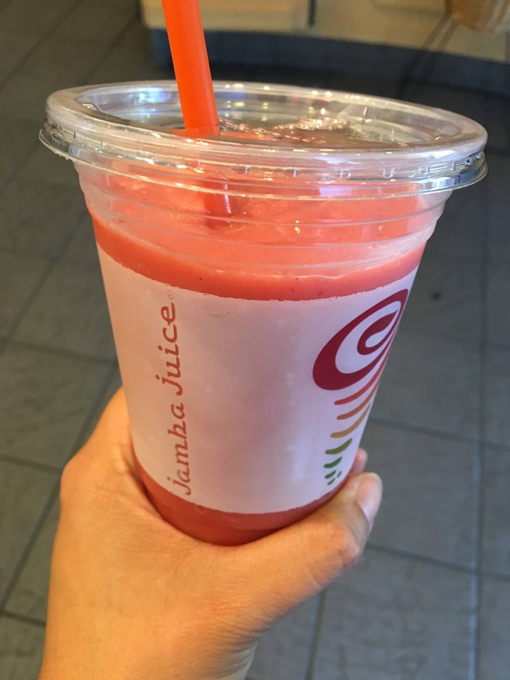 Jamba Juice Simi Valley Town Center | restaurant | 1555 Simi Town Center Way #850, Simi Valley, CA 93065, USA | 8055849880 OR +1 805-584-9880