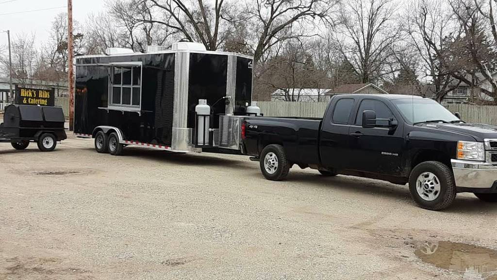 Ricks Ribs and Catering mobile food truck | restaurant | 2108 Grandview Ave, Muscatine, IA 52761, USA | 5632635228 OR +1 563-263-5228