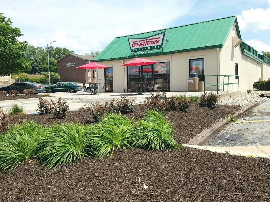 Krispy Kreme | bakery | 707 S 72nd St, Omaha, NE 68114, USA | 4029325581 OR +1 402-932-5581