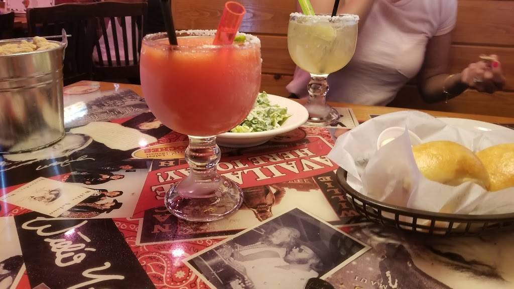 Texas Roadhouse | restaurant | 524 Saw Mill Rd, West Haven, CT 06516, USA | 2039376222 OR +1 203-937-6222