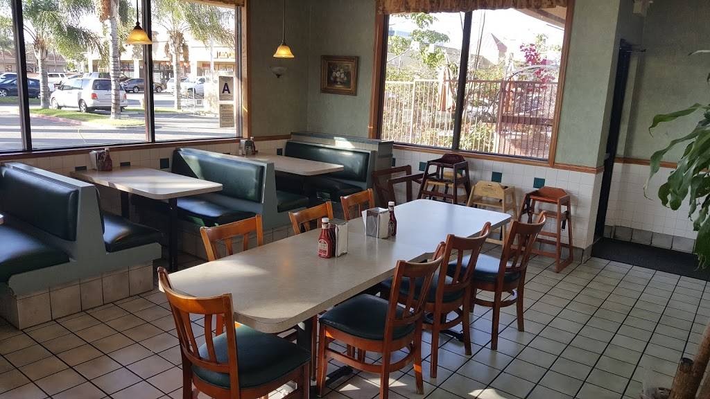 lucky greek | restaurant | 123 N McKinley St, Corona, CA 92879, USA | 9512794850 OR +1 951-279-4850