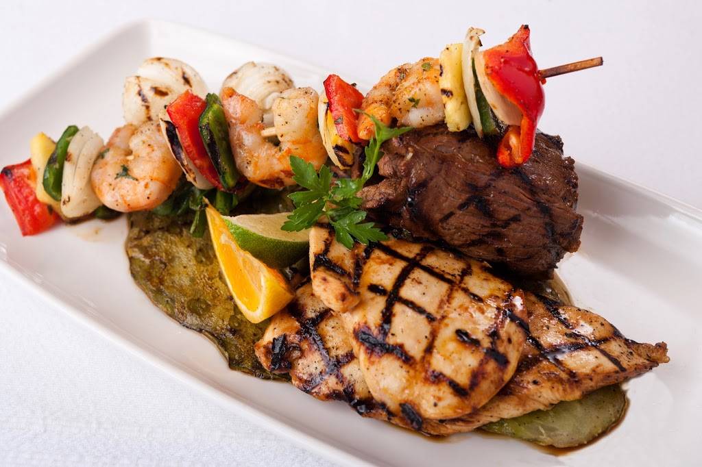 Manuels | restaurant | 10201 Jollyville Rd, Austin, TX 78759, USA | 5123451042 OR +1 512-345-1042