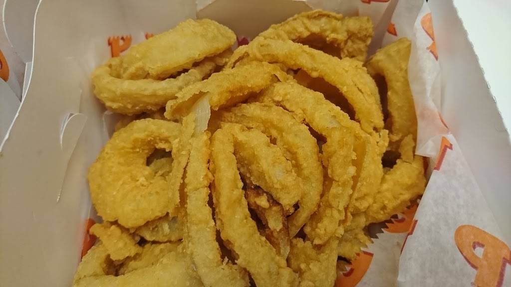 Popeyes Louisiana Kitchen | meal takeaway | 1375 Huron Church Rd, Windsor, ON N9C 2B4, Canada | 5192563200 OR +1 519-256-3200