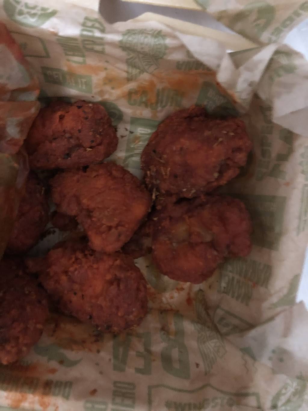 Wingstop | restaurant | 2627 W Jefferson Blvd #214, Dallas, TX 75211, USA | 2149435600 OR +1 214-943-5600