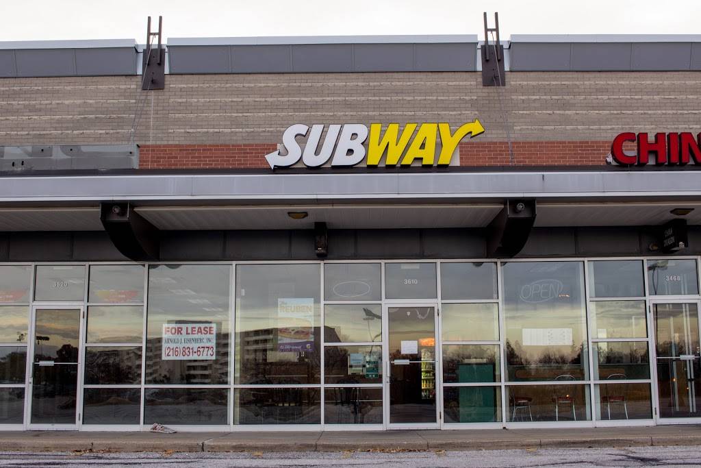 Subway | restaurant | 3610 Mayfield Rd, Cleveland Heights, OH 44118, USA | 2163825656 OR +1 216-382-5656
