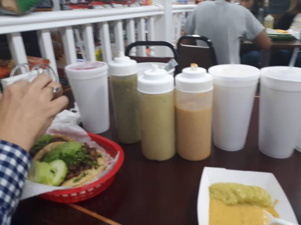 Taqueria El Ranchito | restaurant | 3512 Rockville Rd, Indianapolis, IN 46222, USA | 3173810124 OR +1 317-381-0124