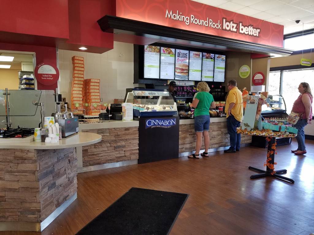 Schlotzskys | bakery | 2700 Parker Dr ste b, Round Rock, TX 78681, USA | 5126716101 OR +1 512-671-6101