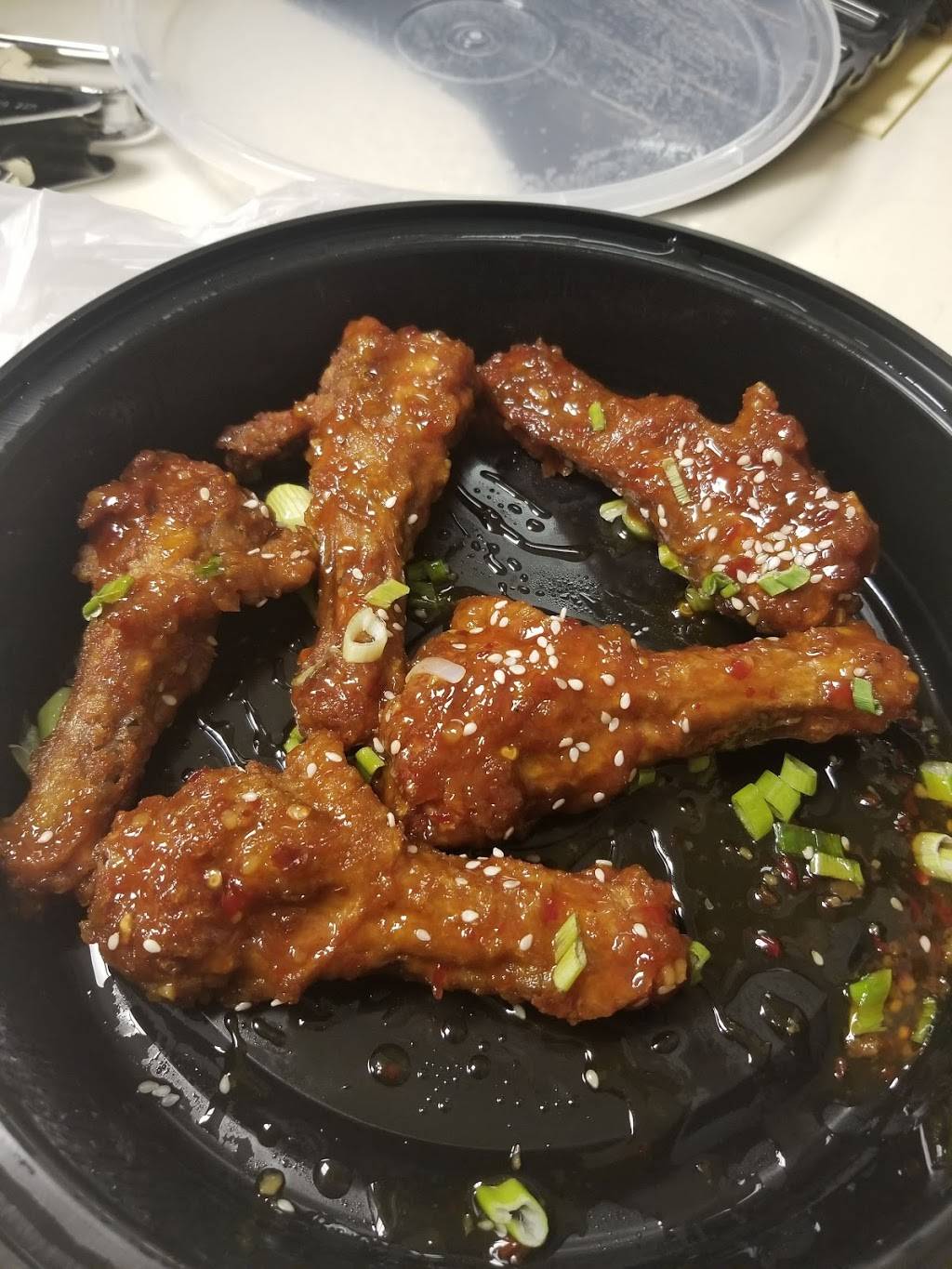 Sitting Duck Tavern | restaurant | 4244 Madison Ave, Trumbull, CT 06611, USA | 2032611400 OR +1 203-261-1400