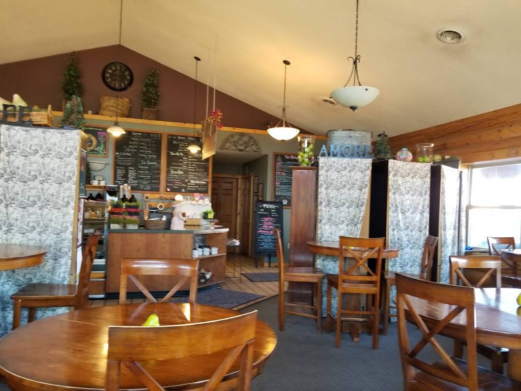 Moose Jackson Cafe | restaurant | 221 E A St #1, Iron Mountain, MI 49801, USA | 9067762233 OR +1 906-776-2233