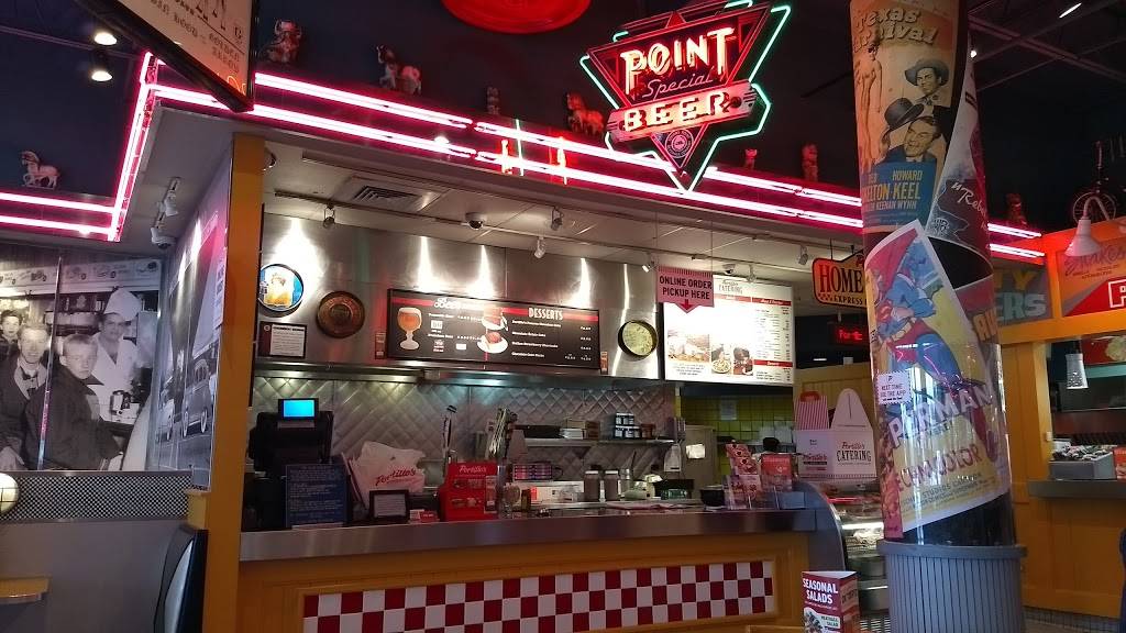 Portillos Hot Dogs | meal takeaway | 950 S Barrington Rd, Streamwood, IL 60107, USA | 6302136656 OR +1 630-213-6656