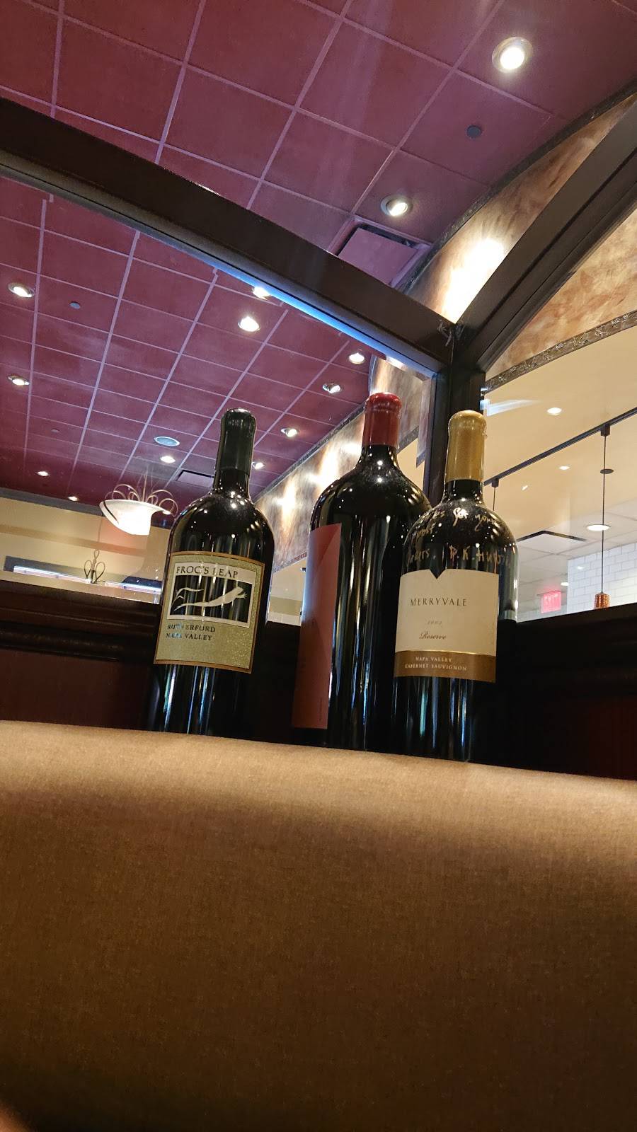 19 – Restaurant & Lounge | night club | 24122 Moulton Pkwy, Laguna Woods, CA 92637, USA | 9492061525 OR +1 949-206-1525