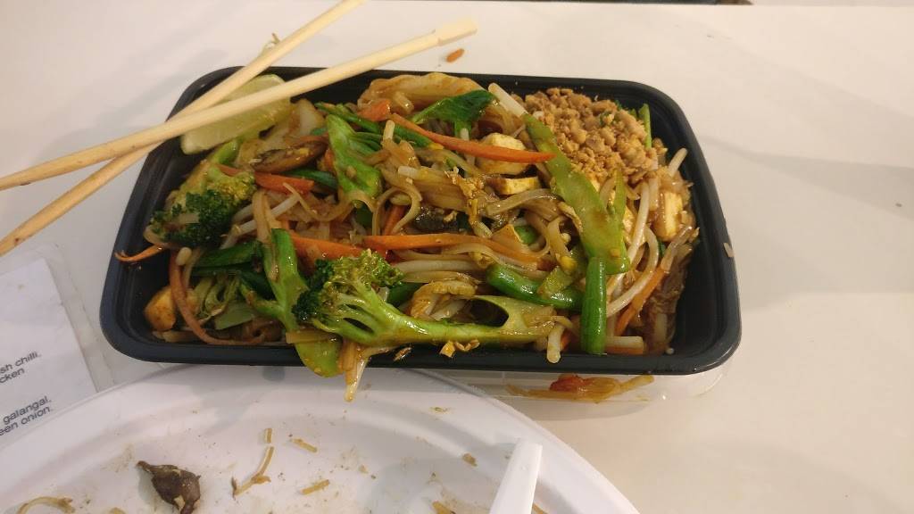 Ranu Thai Cuisine | restaurant | 3308 Lake Shore Blvd W #3, Etobicoke, ON M8W 1M8, Canada | 4162553830 OR +1 416-255-3830