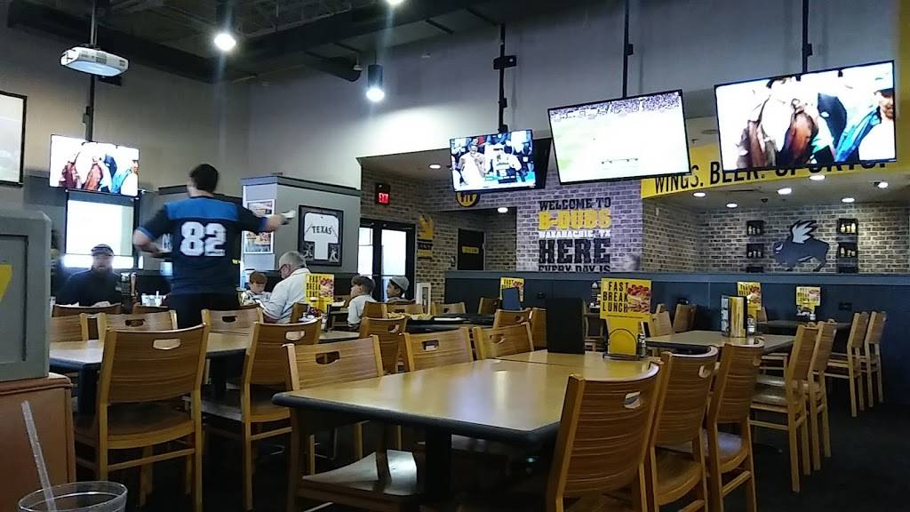 Buffalo Wild Wings | restaurant | 1635 N Hwy 77, Waxahachie, TX 75165, USA | 9729378936 OR +1 972-937-8936