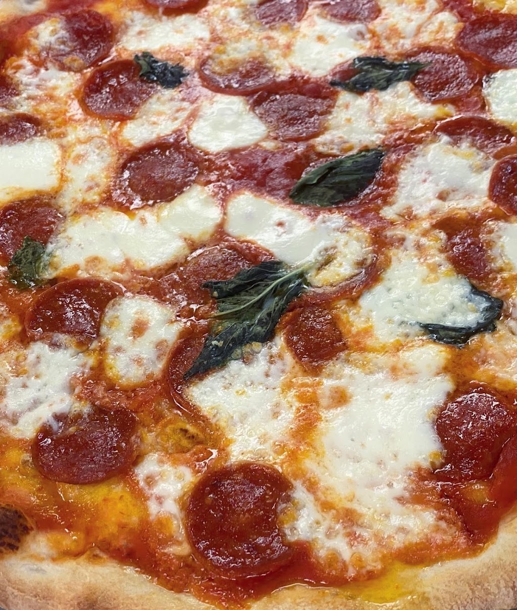 Italian pie (Buford) | restaurant | 39 E Main St NE, Buford, GA 30518, USA | 6789263454 OR +1 678-926-3454
