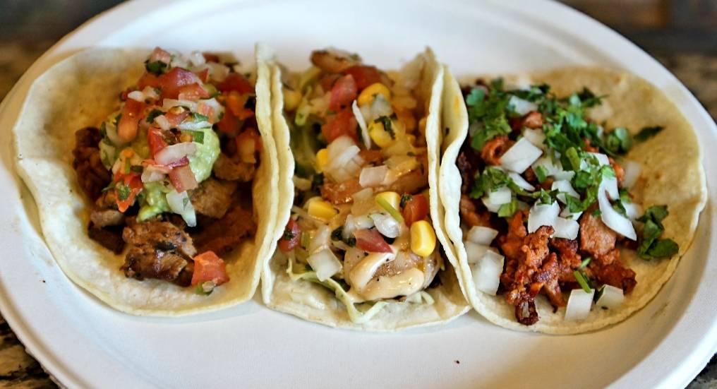 Fuego Mexican Kitchen | restaurant | 8060 Blue Diamond Rd #100, Las Vegas, NV 89178, USA | 7023610699 OR +1 702-361-0699