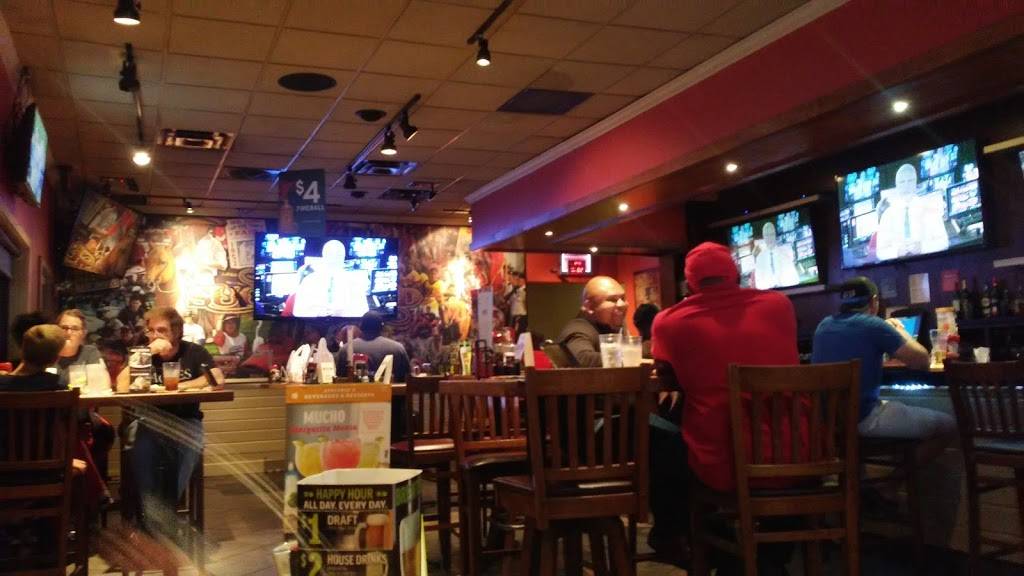 Applebees Grill + Bar | restaurant | 12740 Southwest Fwy, Stafford, TX 77477, USA | 2812651415 OR +1 281-265-1415